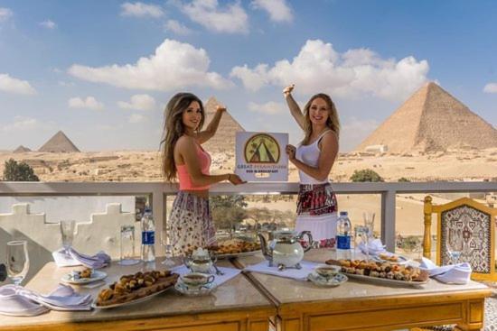 Fabulous View Pyramids Inn Giza Esterno foto